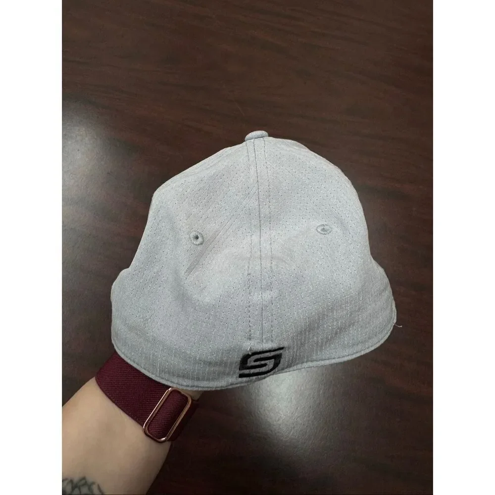 Under Armour Grey Fitted Gold Baseball Hat Size Medium/Large